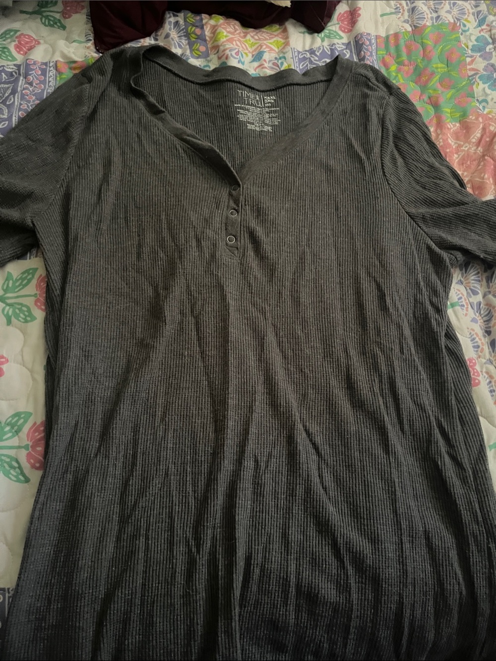 Time and Tru Charcoal Ribbed Henley Long Sleeve Top